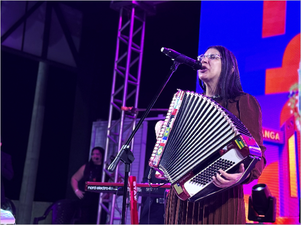 Dia do Evangélico em Ipaporanga reúne comunidade em noite de fé, música e celebração